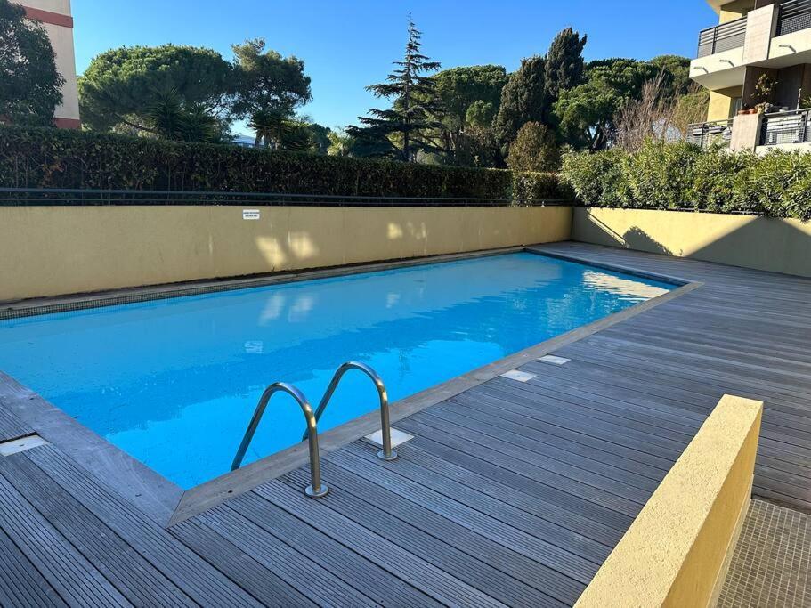 L'Appart Ideal Famille, Terrasse, Piscine, Plage Villeneuve-Loubet Eksteriør bilde
