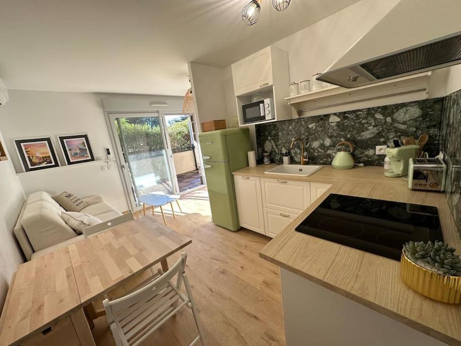L'Appart Ideal Famille, Terrasse, Piscine, Plage Villeneuve-Loubet Eksteriør bilde