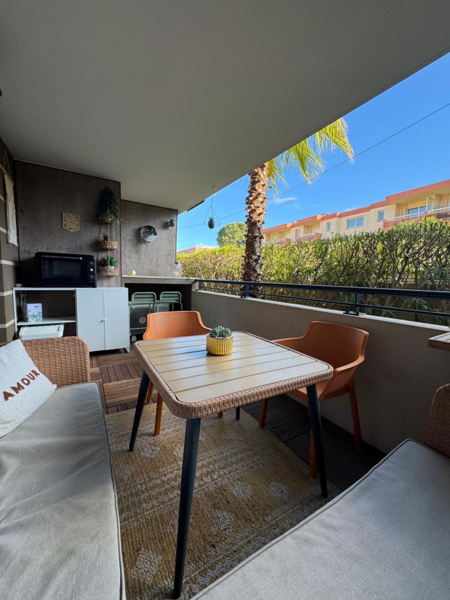 L'Appart Ideal Famille, Terrasse, Piscine, Plage Villeneuve-Loubet Eksteriør bilde
